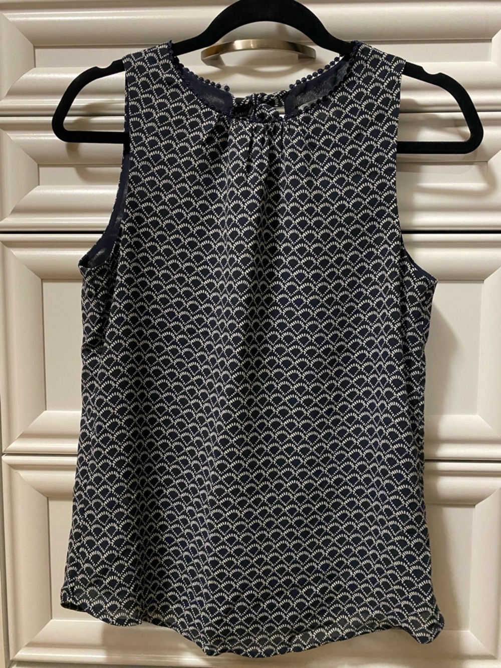 H&M Navy and White Scallop Print Sleeveless Top
